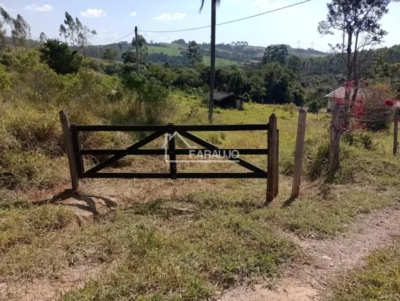 Sítio à venda em São Miguel Arcanjo com 5303m² 3 quartos, 5 vagas