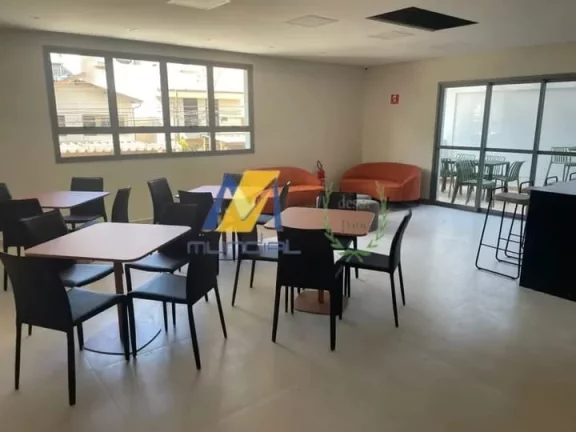 Imagem Cansado de perrengue na república