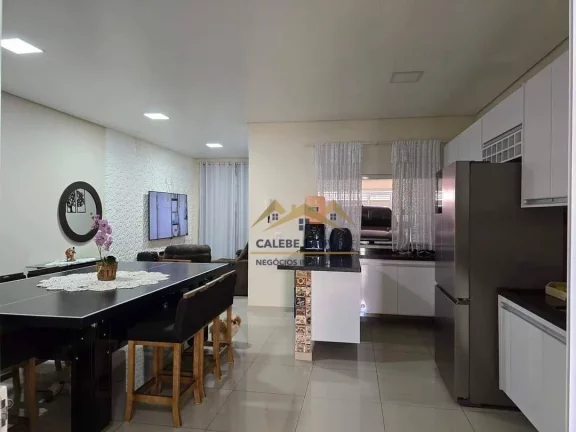 Imagem Casa com 3 dormitórios à venda