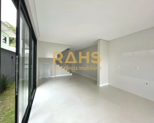 Imagem Excelente sobrado geminado localizado no bairro Jardim Sofia, bem próximo ao Shopping Garten. Conta...