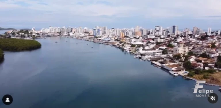Imagem TERRENO EM LOCAL PRIVILEGIADO NO CANAL DE GUARAPARI