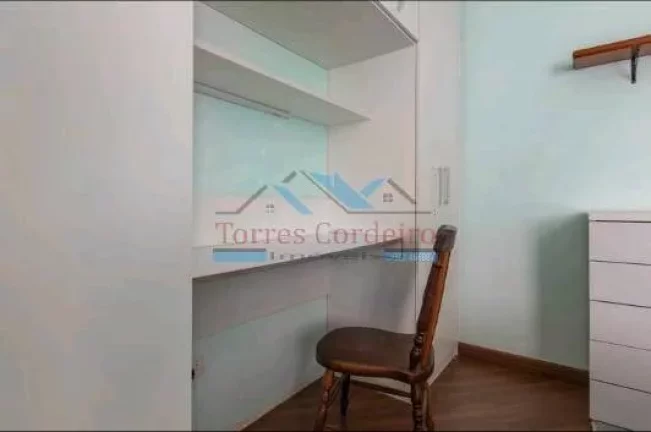 Imagem Sobrado com 2 dormitórios + 3 ban. + 2 vagas - Jd Monte Kemel