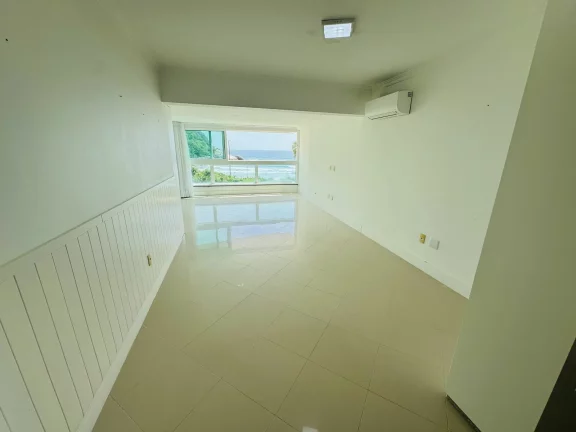Imagem Apartamento com 4 dormitórios à venda sendo 4 suítes, 380 m² por - R$ 6.400.000,00 - Bombas - Bombinhas/SC