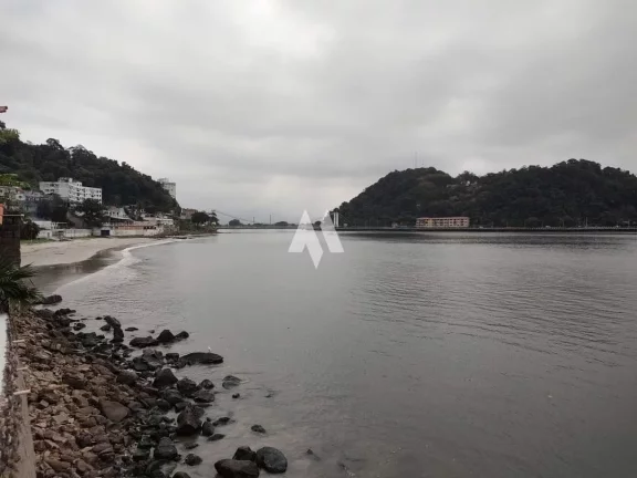Imagem Casa Padrão à venda com 6 dormitórios pé na areia no Parque Prainha em São Vicente/SP