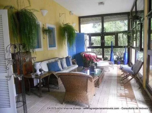 Imagem Granja Viana - Condomínio Jardim Mediterrâneo. Cinematográfica.