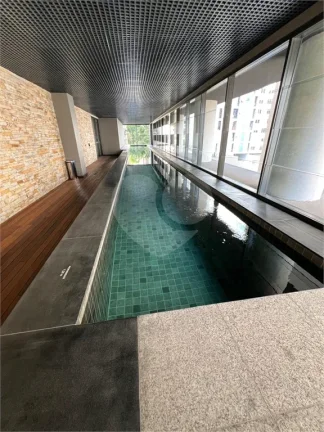 Imagem Cobertura à venda com 3 quartos, sendo 3 suítes, no condomínio Clari Pinheiros, São Paulo - SP