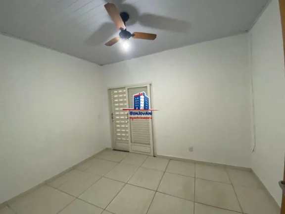 Imagem 2 casas à venda no Jardim Simões com renda