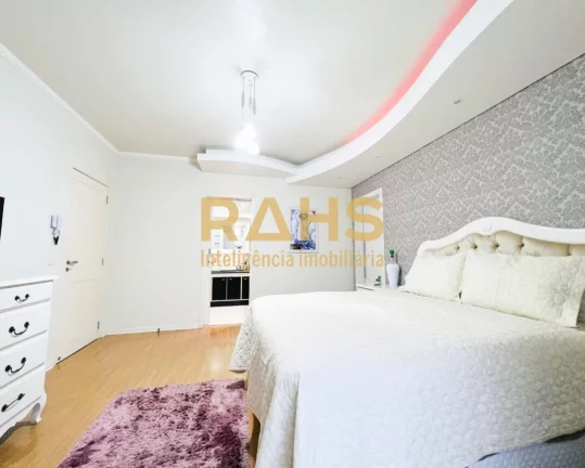 Imagem Sobrado Averbado com mais de 266m² em terreno de 408,27 m², sendo 1 suíte master e mais 3 quartos...