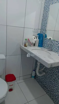 Imagem Casa com 3 dormitórios à venda por R$ 380.000,00 - Bela Vista - Teresina/PI
