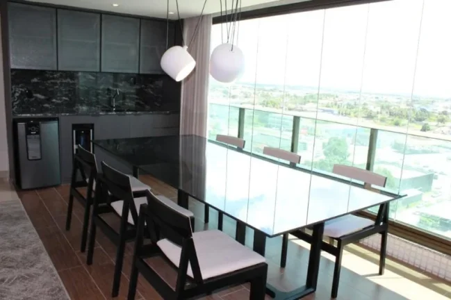 Imagem Apartamento decorado e mobiliado para Locação na Santa Monica com 3 suites