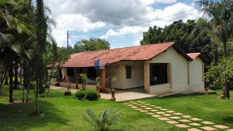 Imagem Fazenda para Venda em Cidade Ocidental, JARDIM ABC, 3 dormitórios, 1 suíte, 3 banheiros, 3 vagas