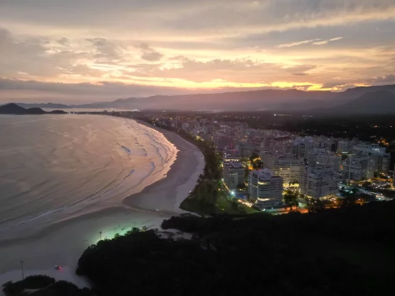 Imagem Encantador terreno à venda no Módulo 12 da Riviera de São Lourenço