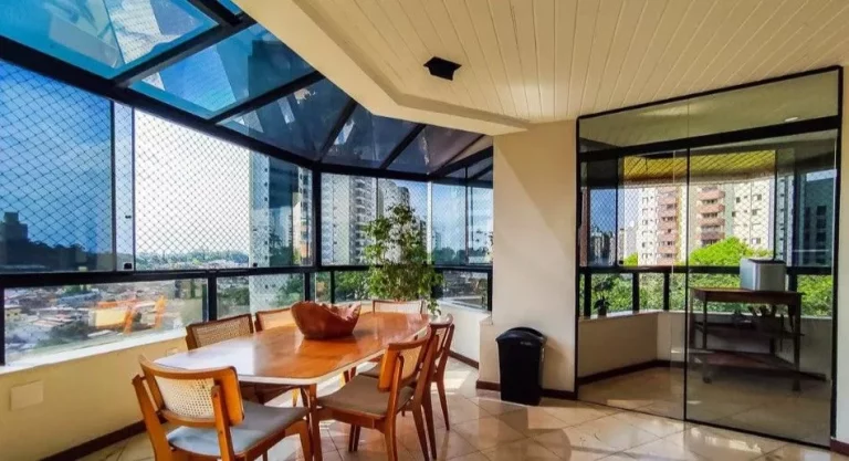 Imagem Espetacular apartamento de luxo na Vila Suzana, São Paulo-SP, com 3 quartos, 3 suítes e 232m² de área!