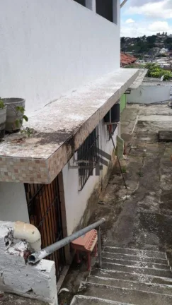 Imagem Casa com 3 Quartos em Dois Unidos, Recife