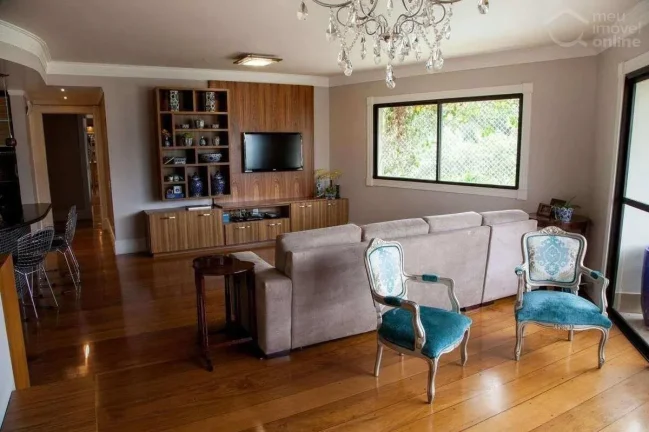 Imagem Apartamento com 140m2, 3 quartos (1 suíte) e 3 vagas a venda em Pinheiros, São Paulo