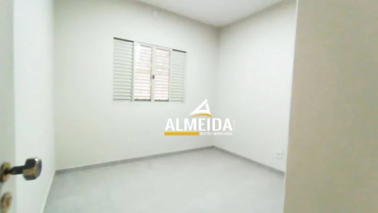 Imagem Casa com 3 dormitórios para alugar, 155 m² por R$ 2.674,00/mês - Centro - Rio Claro/SP