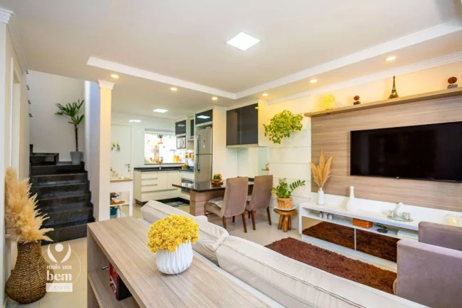 Imagem Sobrado com 3 dormitórios à venda, 162 m² por R$ 1.100.000,00 - Xaxim - Curitiba/PR