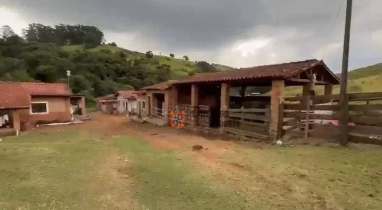 Imagem Sítio à venda, 186000 m² por R$ 599.000,00 - Centro - Pedra Bela/SP