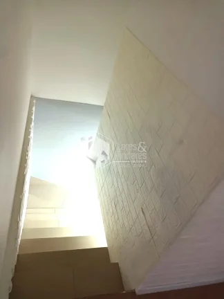 Imagem CASA DE COND. VENDA, COM 116 M² COM 2 DORMS, 2 SALAS COM COZINHA PLANEJADA E 2 VAGAS NO COND RESIDENCIAL VILLA VERDE