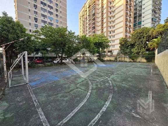 Imagem Apartamento 3 Quartos com Suíte na Freguesia, Próximo ao Centro Comercial