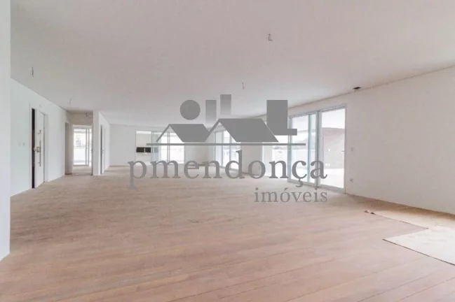 Imagem Rua Curitiba, andar alto, vista para o parque, 4 suites, lareira, churrasqueira.6 vagas