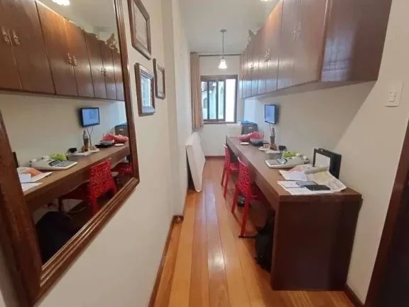 Imagem Casa aconchegante com escritório, três dormitórios, banheira e closet no bairro Boa Vista