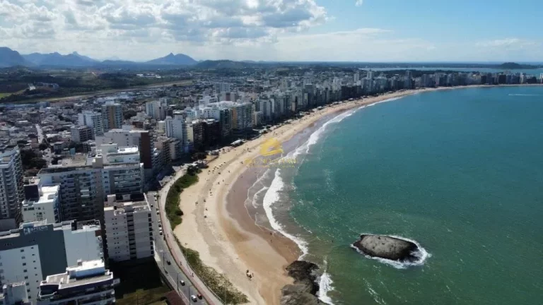 Imagem Conheça este incrível apartamento de alto padrão à venda na Praia do Morro em Guarapari-ES. Com ...