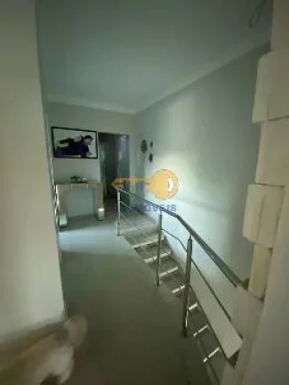 Imagem SOBRADO TRÍPLEX COM 4 DORMITÓRIOS NO BAIRRO RAIA EM PARANAGUÁ