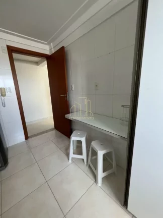 Imagem Excelente cobertura com vista deslumbrante com três quartos e varandão a venda em Lauro de freitas