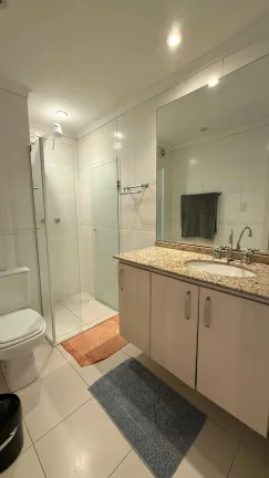 Imagem Apartamento com 2 dormitórios sendo 1 suíte e 1 vaga de garagem em Balneário Camboriú/SC