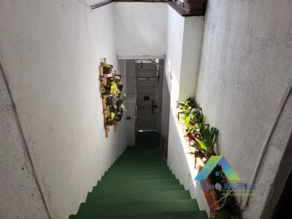 Imagem DIADEMA Sobrado 200M², 2 dormitórios, sala 2 ambientes, espaço gourmet, 2 vagas, ótima localização e valor !!!