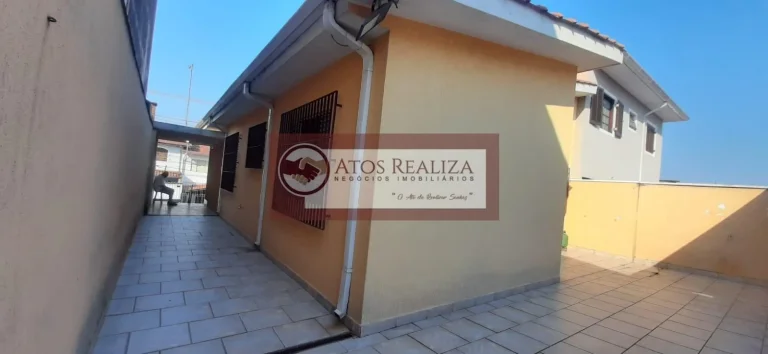 Imagem Vendo lindo assobradada em Jordanópolis região da Cidade Dutra. Vendo Assobradada de 255m² sendo 3 dormitórios, cozinha, quintal nos fundos com com forno de pizza e Churrasqueira e quarto e banheiro, quintal na frente, mais um cômodo, 2 vagas cobertas, co