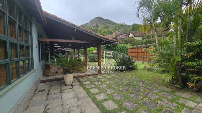 Imagem Casa à venda, 226 m² por R$ 1.250.000,00 - Bom Retiro - Teresópolis/RJ