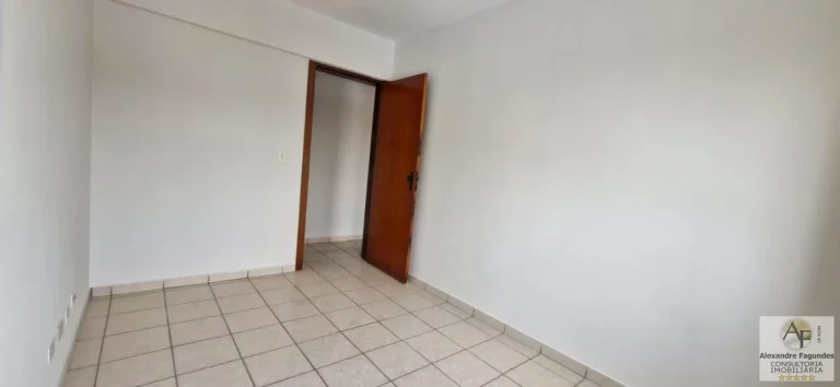 Imagem Apartamento para Venda em Goiânia, SETOR BUENO, 3 dormitórios, 1 suíte, 3 banheiros, 2 vagas