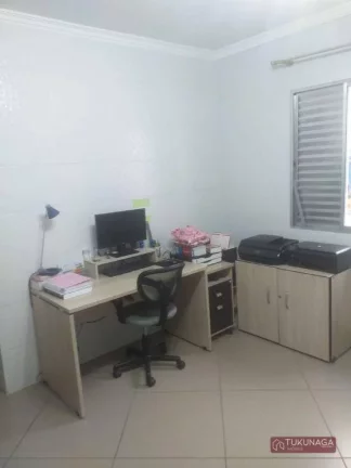 Imagem Sobrado à venda, 251 m² por R$ 882.000,00 - Camargos - Guarulhos/SP