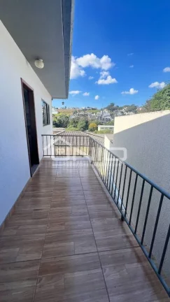 Imagem Casa Suíte + 3 Dormitórios - Vila Isabel