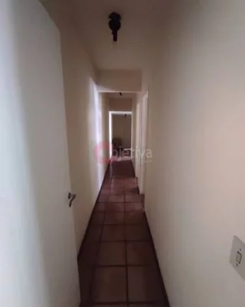 Imagem Apartamento de 3 quartos à 300 metros da Praia - Algodoal - Cabo Frio - RJ