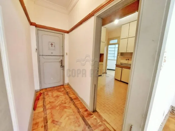 Imagem Leme – Avenida Nossa Senhora de Copacabana | Residencial › Apartamento 3 quarto(s) à Venda