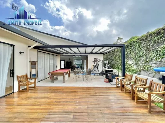 Imagem CASA Nova, TÉRREA c/ piscina, Miolo da Granja Viana em rua fechada!