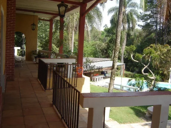 Imagem Sítio com 14 dormitórios à venda, 26000 m² por R$ 2.700.000,00 - Usina - Atibaia/SP