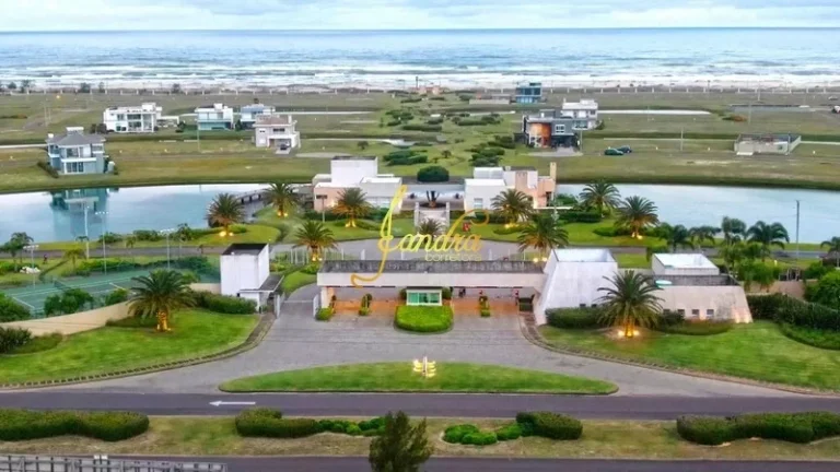 Imagem Terreno a condomínio Beira mar, pronto para construir