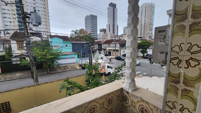 Imagem Venda de Casa/Sobrado no Embaré, Santos - Oportunidade Única em Localização Privilegiada