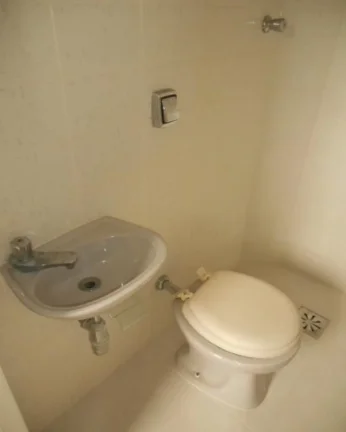 Imagem Apartamento à venda no Guarujá na Praia das Pitangueiras.
