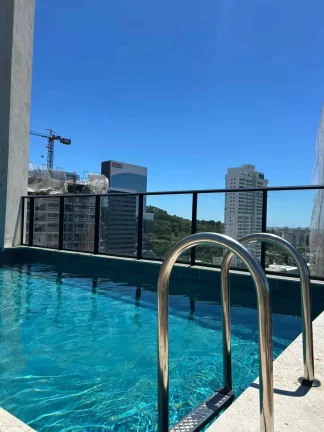 Imagem Apartamento mobiliado com 2 dormitórios sendo 1 suíte e 1 vaga de garagem na Praia Brava - Itajaí
