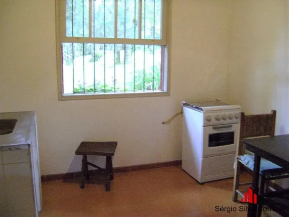 Imagem Casa a Venda Na Região do Chantal, em Campos do Jordão.