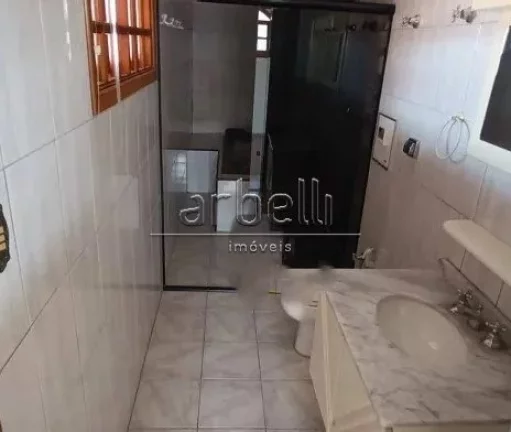 Imagem Sobrado com 192 metros quadrados, com 3 dormitórios sendo 1 suíte com hidromassagem, 1 lavabo, 1 q...