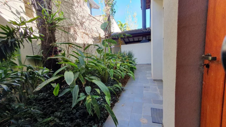 Imagem Casa em Condomínio com 3 Quartos (1 suíte) no Parque da Hípica em Campinas