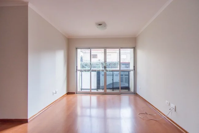 Ótimo apartamento com 78m², 3 dormitórios, sendo uma suíte, living com varanda, sala de jantar, ...
