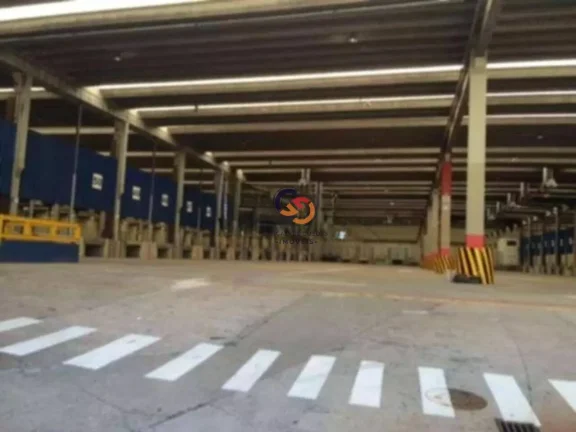 Imagem GALPÃO NO TAMBORÉ 64.000m2 - COM 55 DOCAS