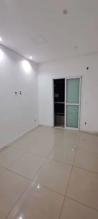 Imagem Apartamento com 2 dormitórios à venda, 52 m² por R$ 255.000 - Parque Jaçatuba - Santo André/SP